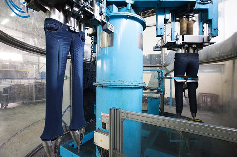 ManAndMachine-alexandros-denim-jeans-industrial-washing man and machine